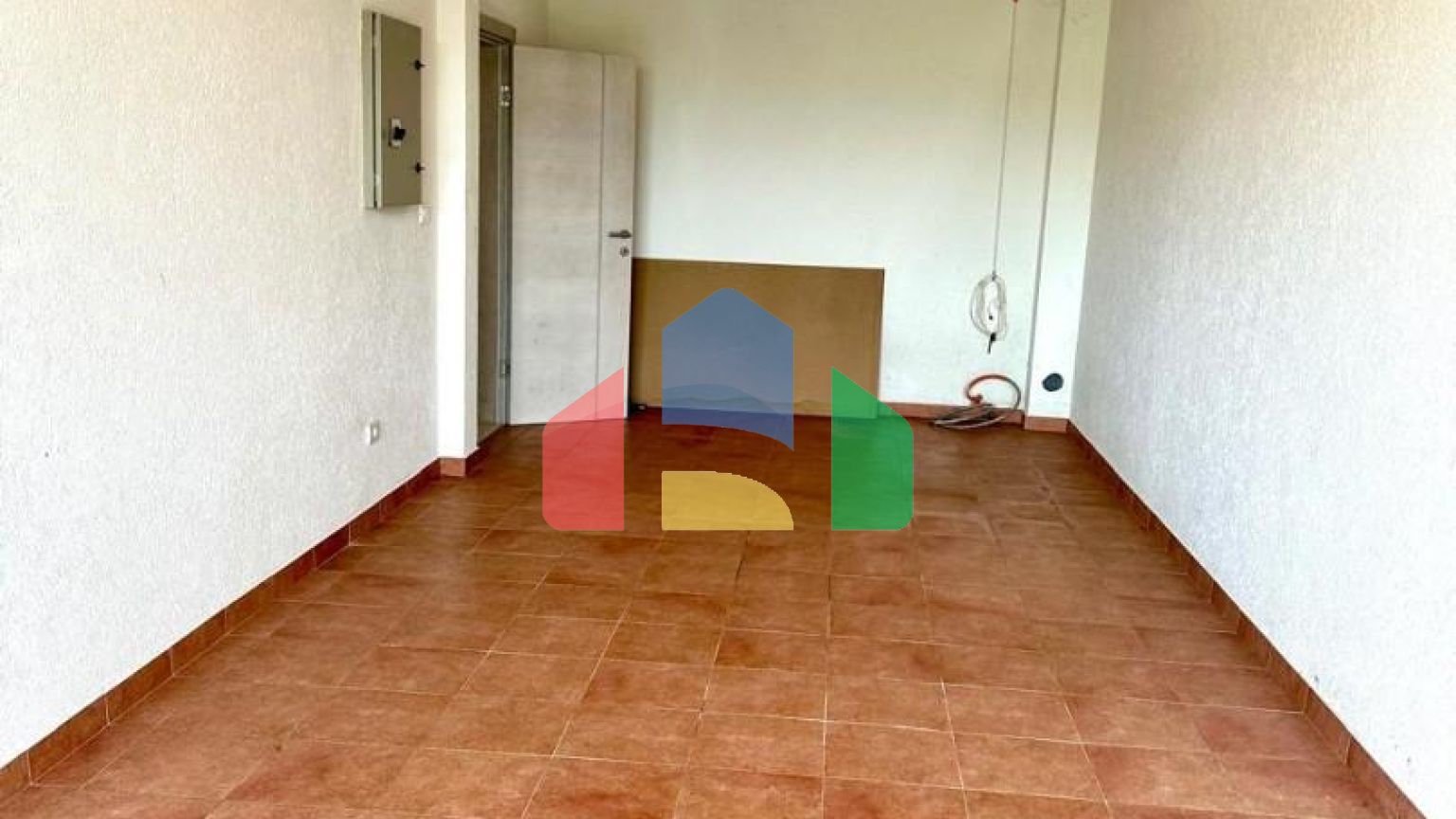 Дом с видом на море и бассейном на Утехе - 375.000 евро