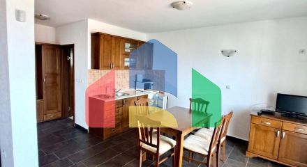 Просторная студия с видом на море на Утехе Просторная студия с видом на море на Утехе