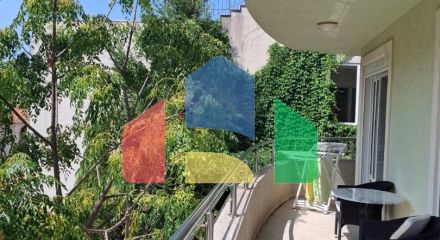 Просторный дом с апартаментами в 30 метрах от моря в Утехе с зоной отдыха и сада на участке