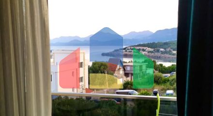 One-bedroom apartment in a complex with a swimming pool near the sea is offered for sale.