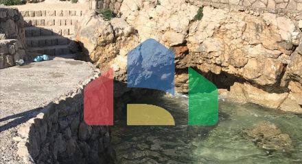 Продаётся вилла во второй линии от моря с большим участком 1046 м² в Утехе