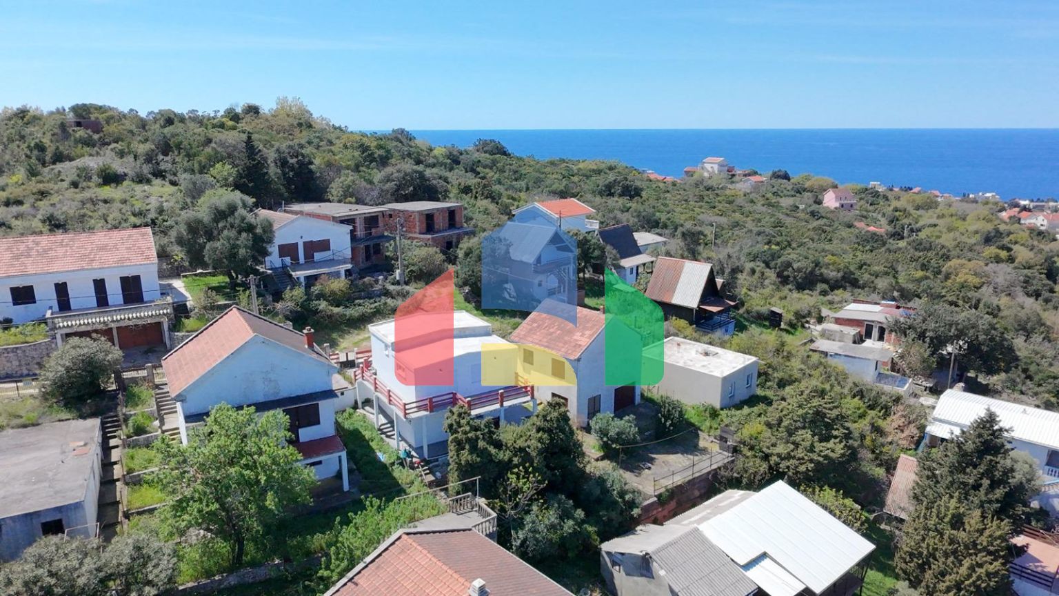 Дом в Утехе с панорамным видом на море