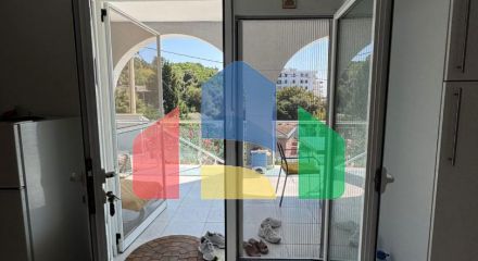 Дом с панорамным видом на море в Утехе, Кунье.