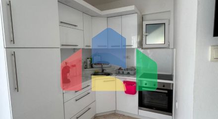 Дом с панорамным видом на море в Утехе, Кунье.