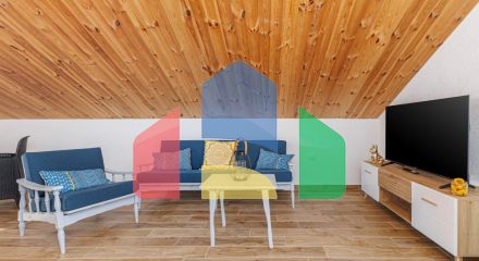 Легальный трехэтажный дом с гаражом в поселке Утеха