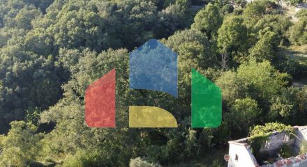 Старинный каменный дом под реставрацию в Кунье