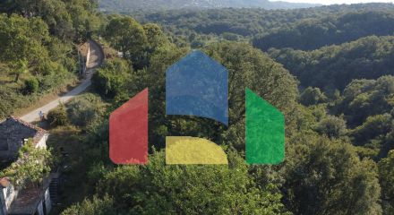 Старинный каменный дом под реставрацию в Кунье