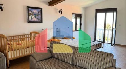 Продаётся легальный трёхэтажный дом в Утехе (Бар)