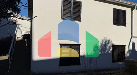 Легальный дом в Утехе  70 м2 плюс две террасы по 15 м2.