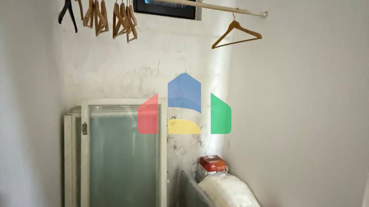 Легальный дом в Утехе  70 м2 плюс две террасы по 15 м2.