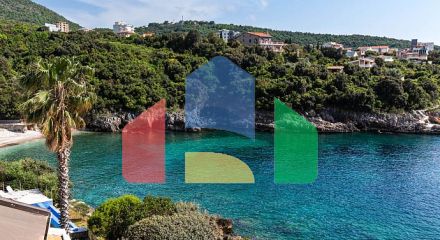 Просторный дом в Утехе с панорамным видом на море