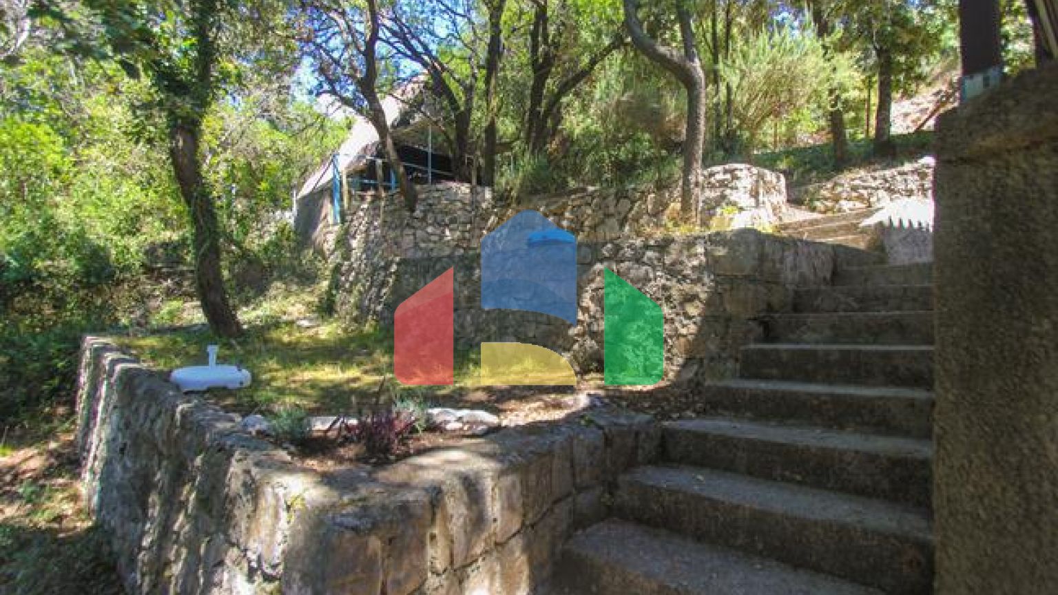 Дом в Утьехе в 30 м от моря