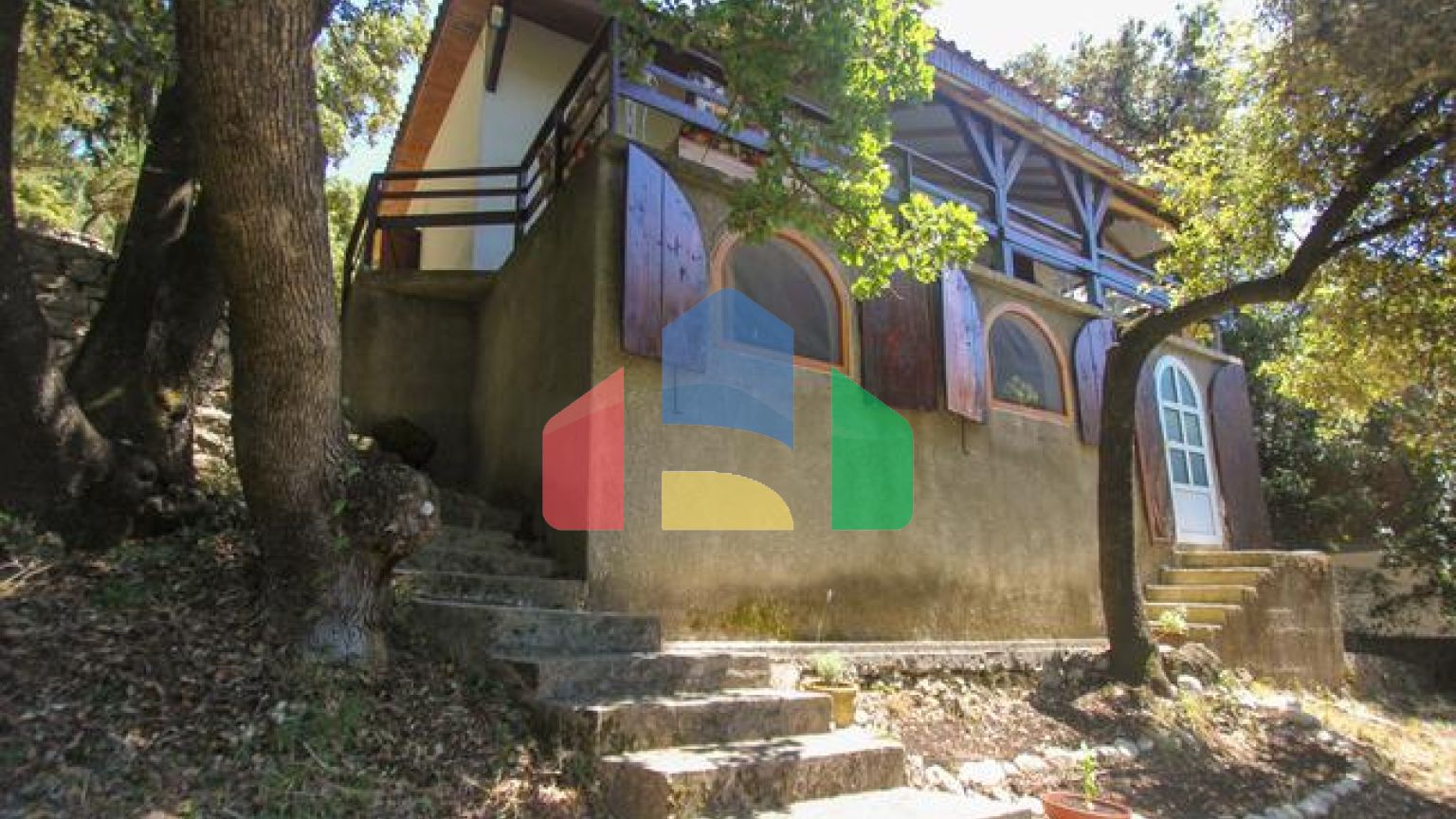 Дом в Утьехе в 30 м от моря