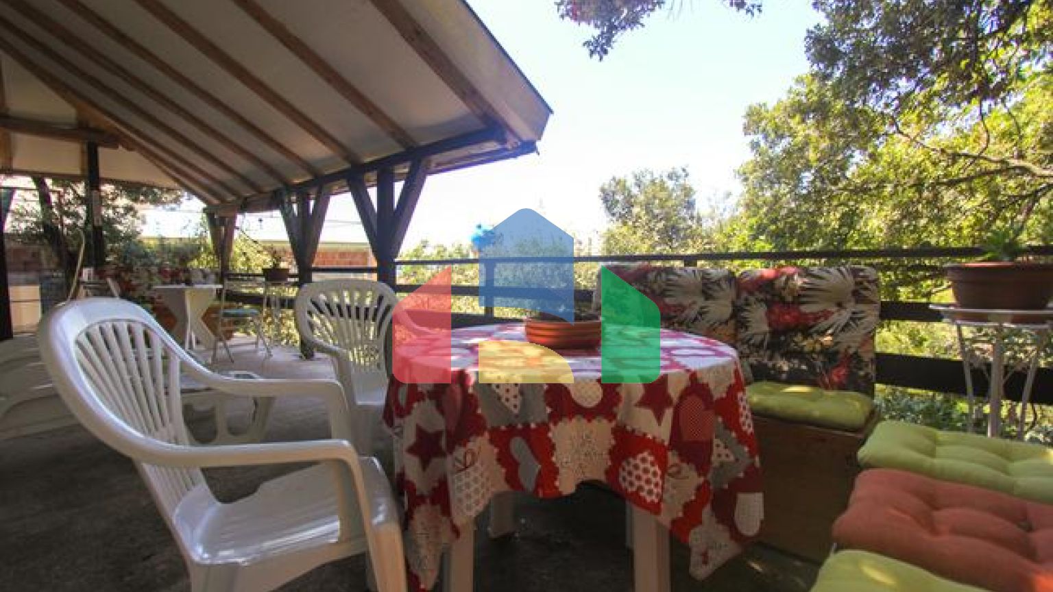 Дом в Утьехе в 30 м от моря