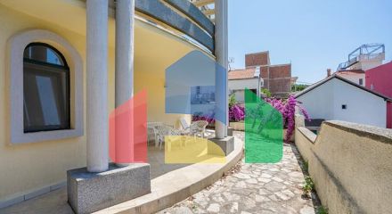 Роскошная вилла на продажу недалеко от Утьехи Роскошная вилла на продажу недалеко от Утьехи