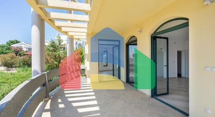 Роскошная вилла на продажу недалеко от Утьехи Роскошная вилла на продажу недалеко от Утьехи