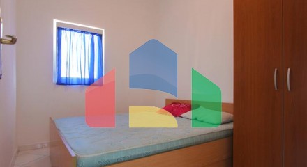 Spacious house with a sea view in Utjeha