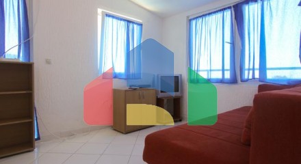Spacious house with a sea view in Utjeha