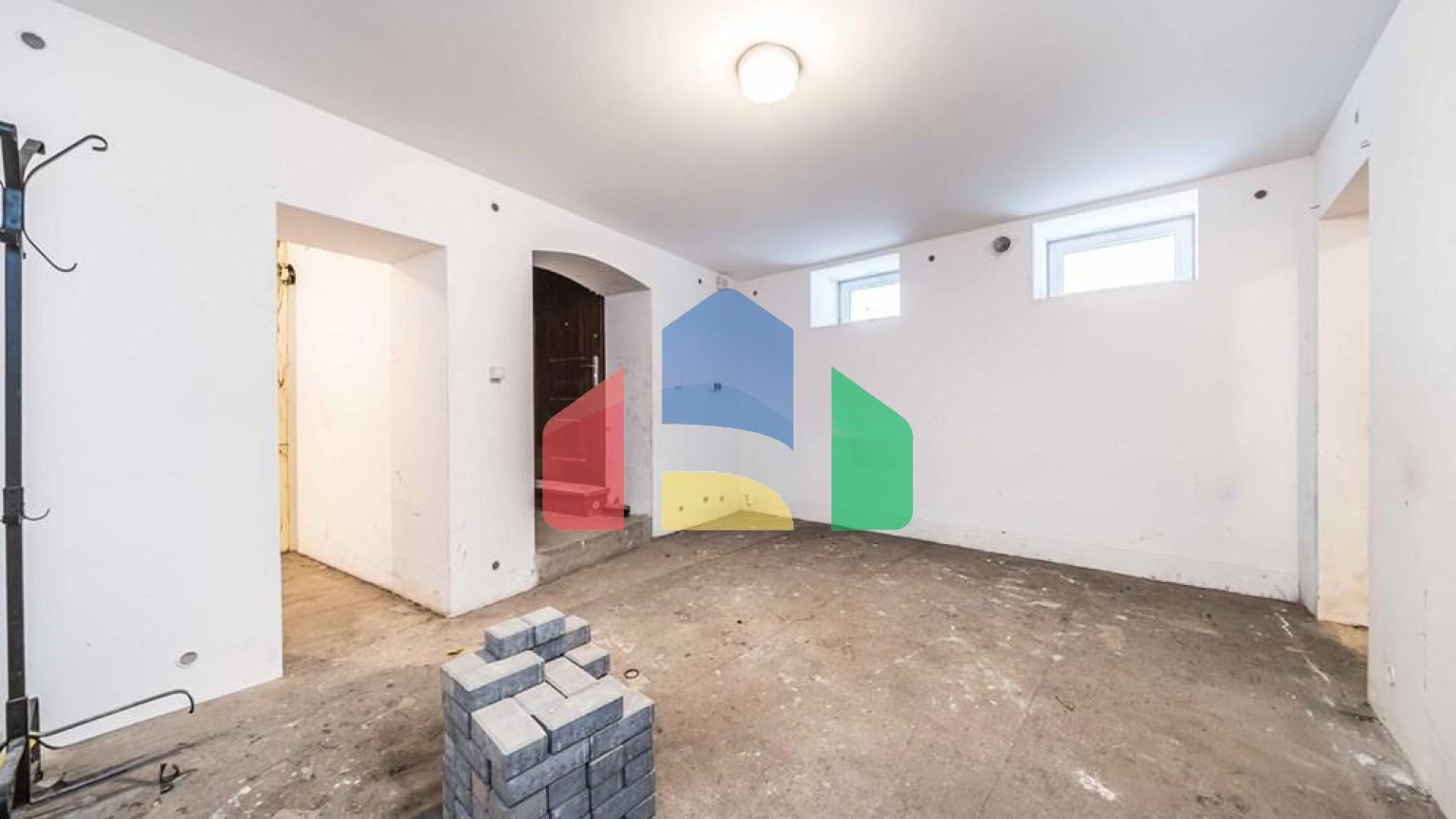 Commercial - Business - Poznan, Poland - PL