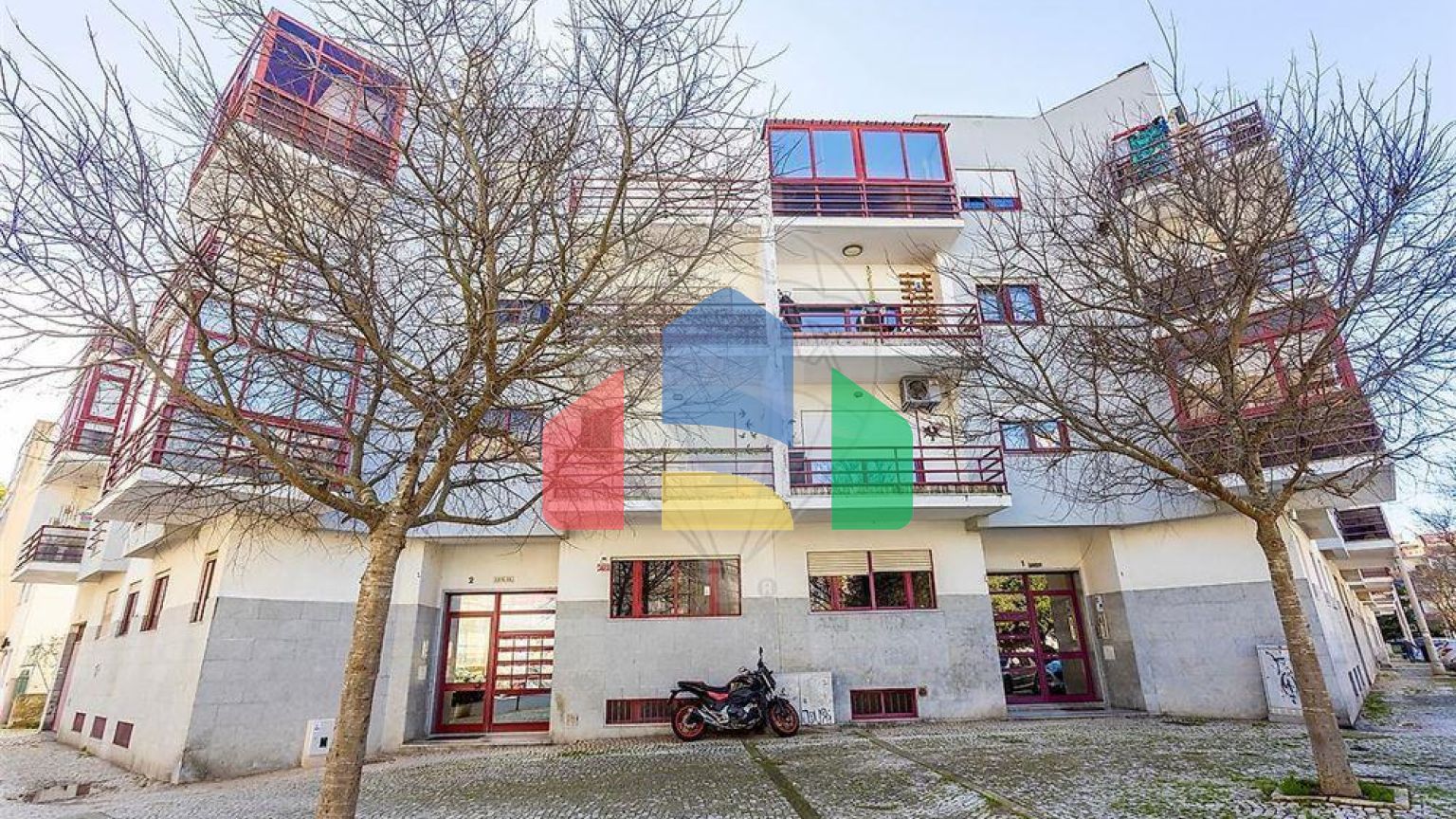 Residential - Condo/Apartment - T1 - Costa da Caparica, Almada - PT