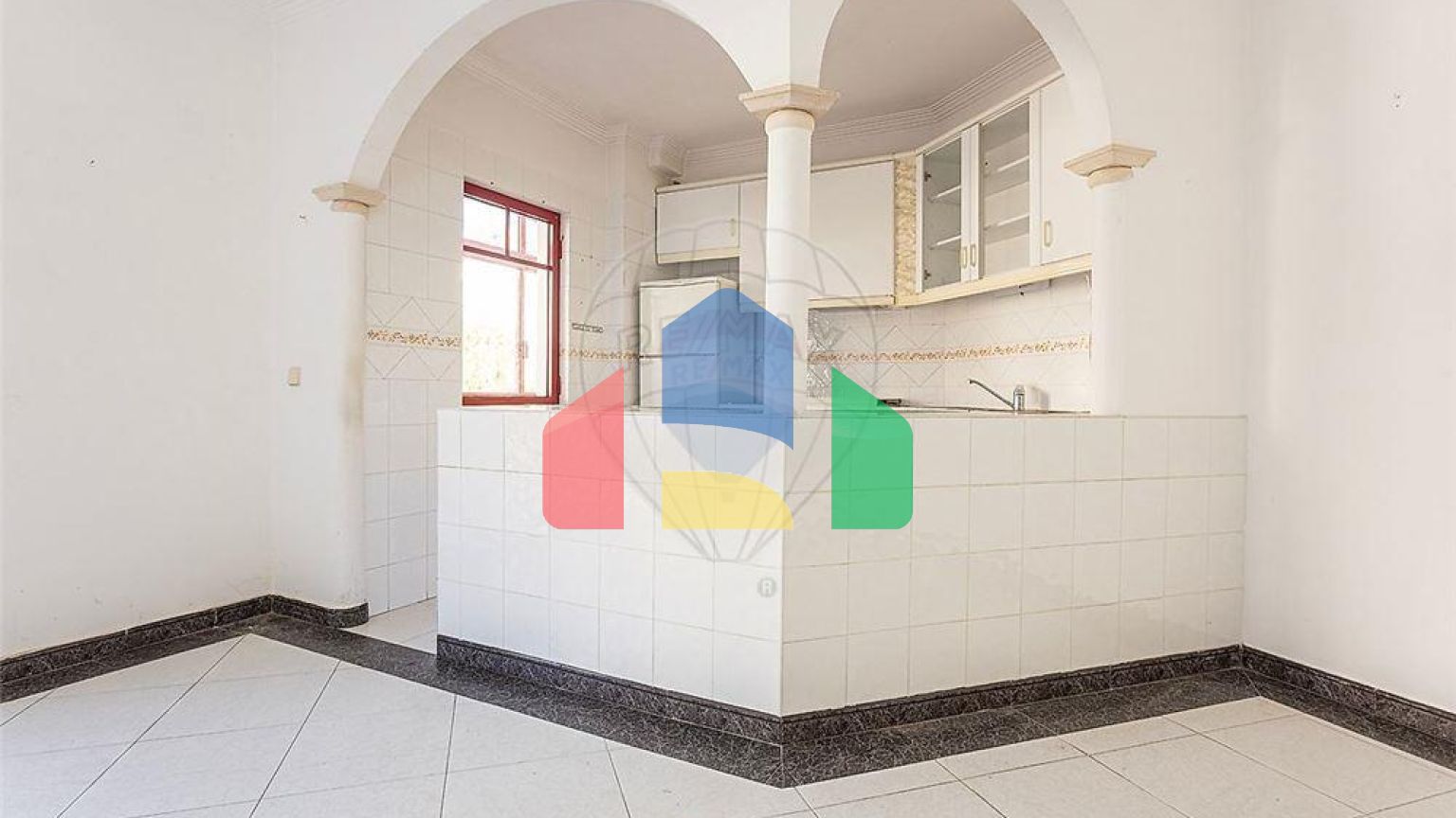 Residential - Condo/Apartment - T1 - Costa da Caparica, Almada - PT