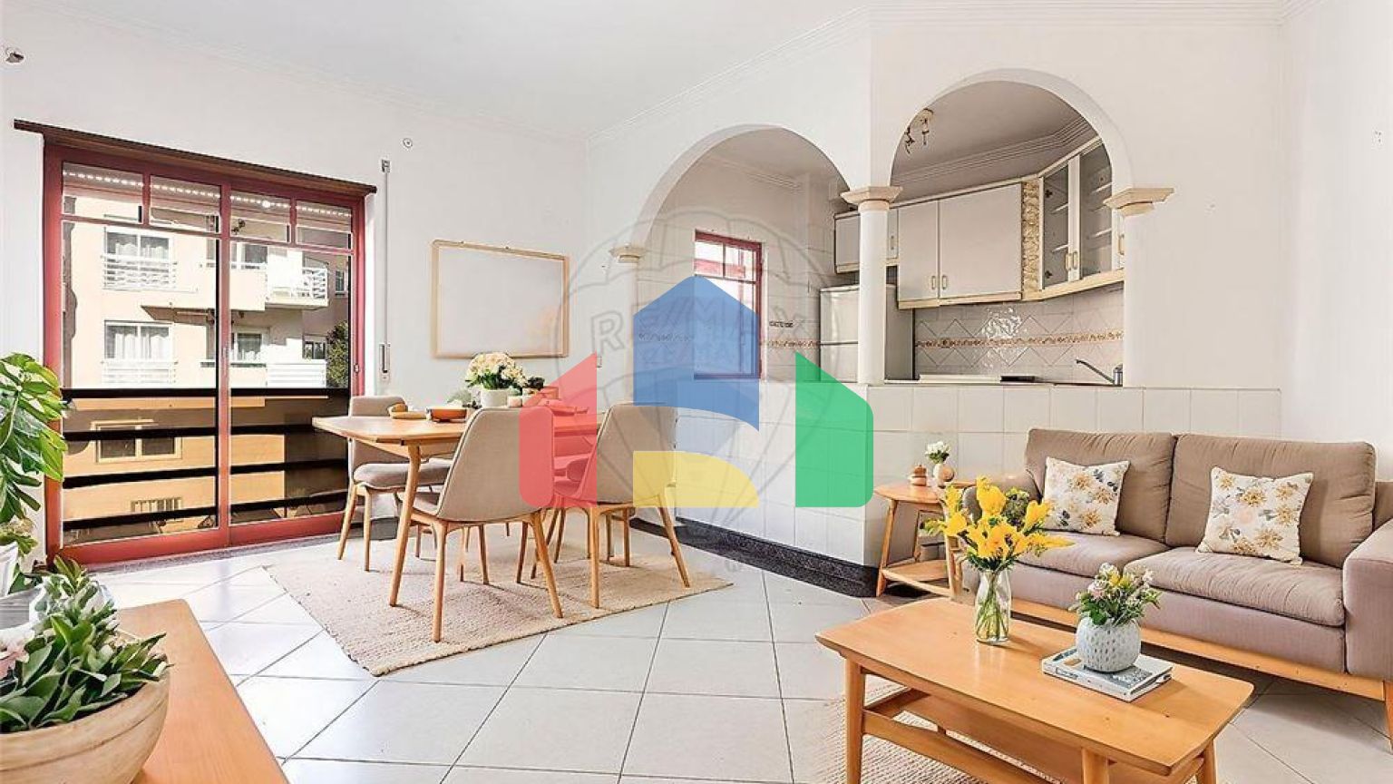 Residential - Condo/Apartment - T1 - Costa da Caparica, Almada - PT