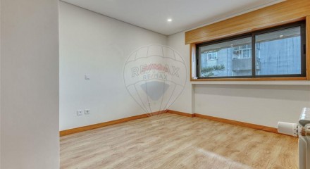 Residential - Condo/Apartment - T3 - Ermesinde, Valongo - PT