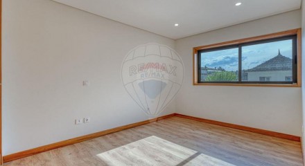 Residential - Condo/Apartment - T3 - Ermesinde, Valongo - PT