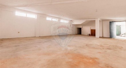 Commercial - Warehouse - Ermesinde, Valongo - PT