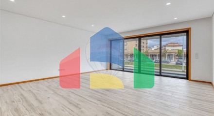 Residential - Condo/Apartment - T2 - Espinho, Espinho - PT