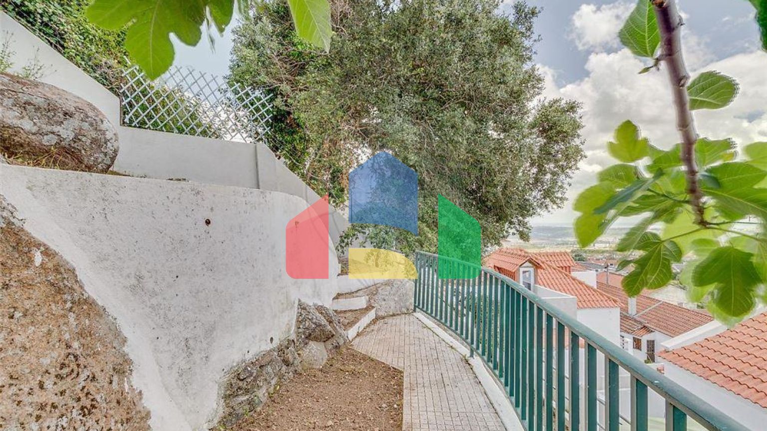 Residential - Single Family Home - T3 - Loures, Loures - PT