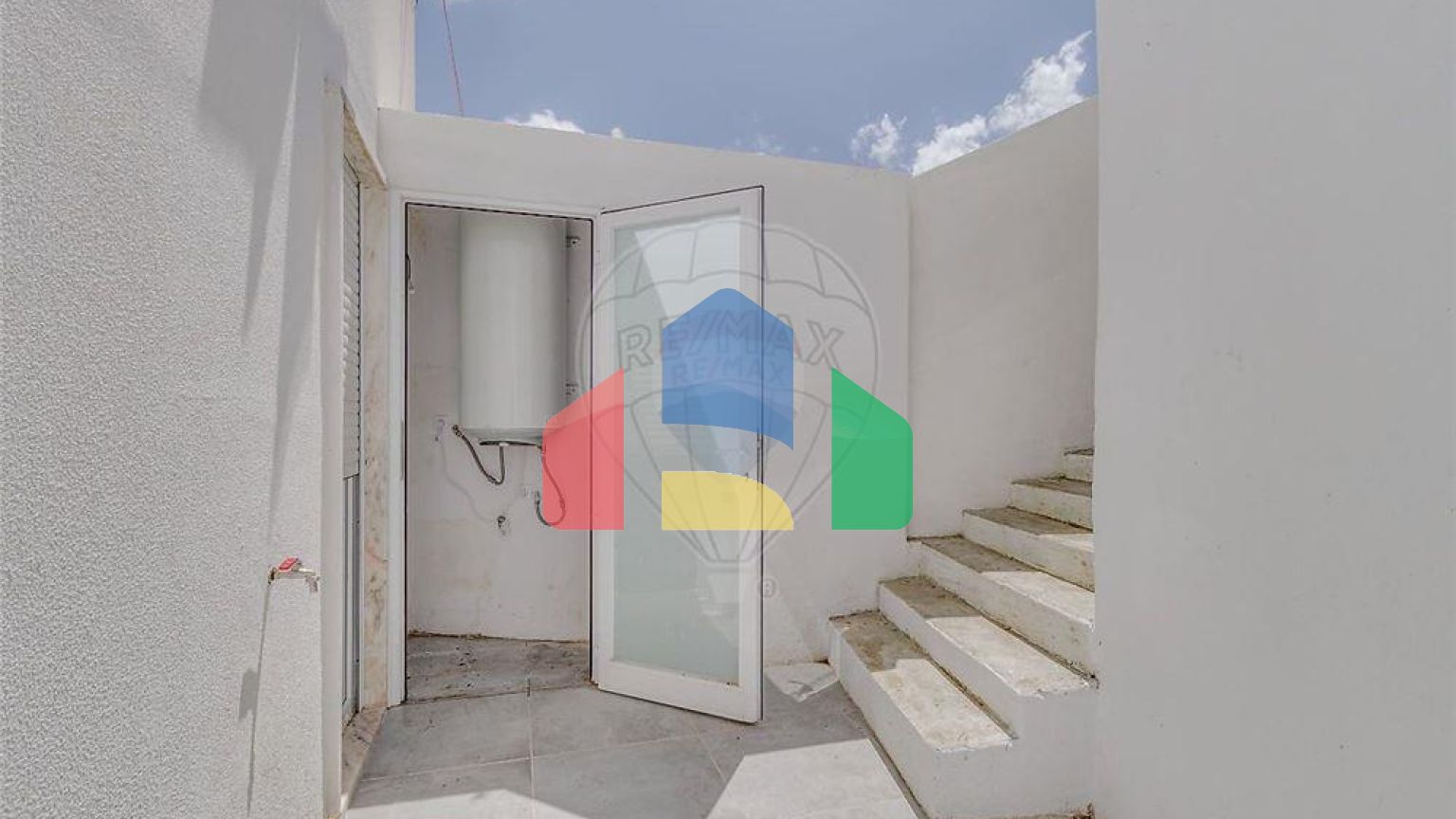 Residential - Single Family Home - T3 - Loures, Loures - PT