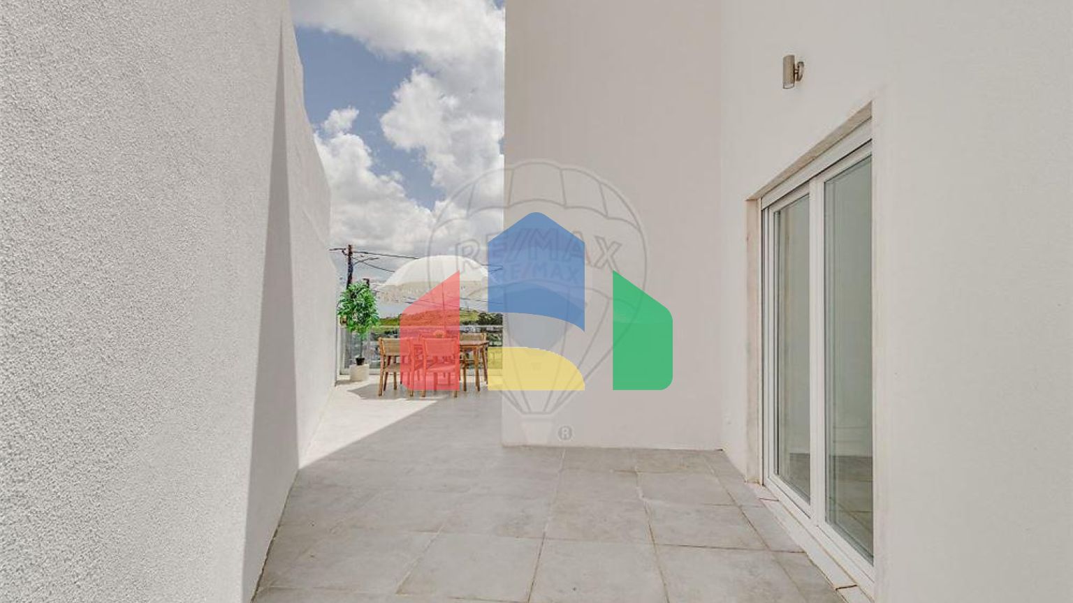 Residential - Single Family Home - T3 - Loures, Loures - PT