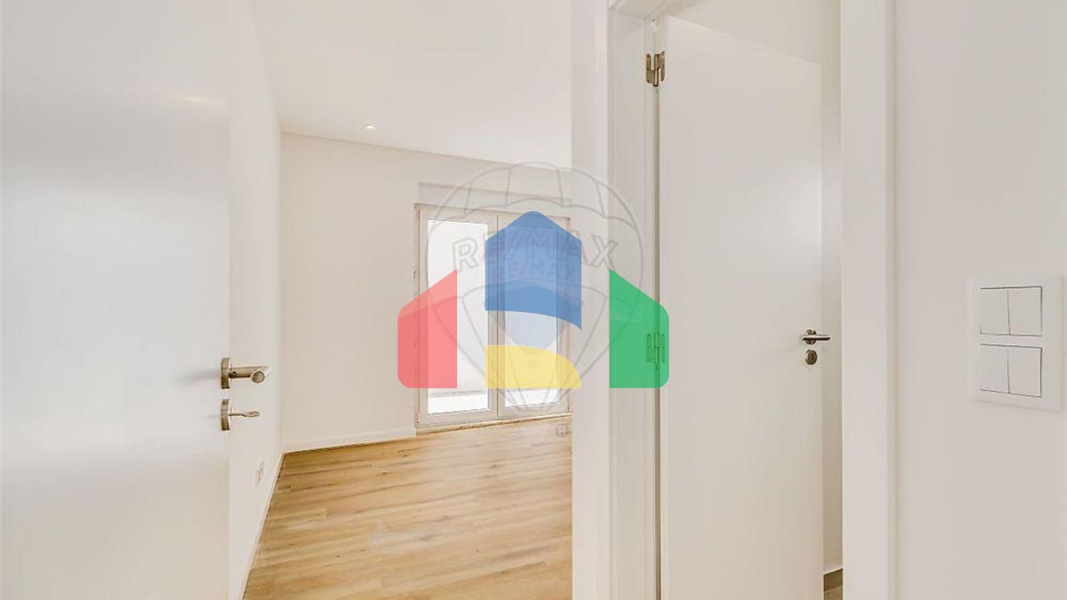 Residential - Single Family Home - T3 - Loures, Loures - PT