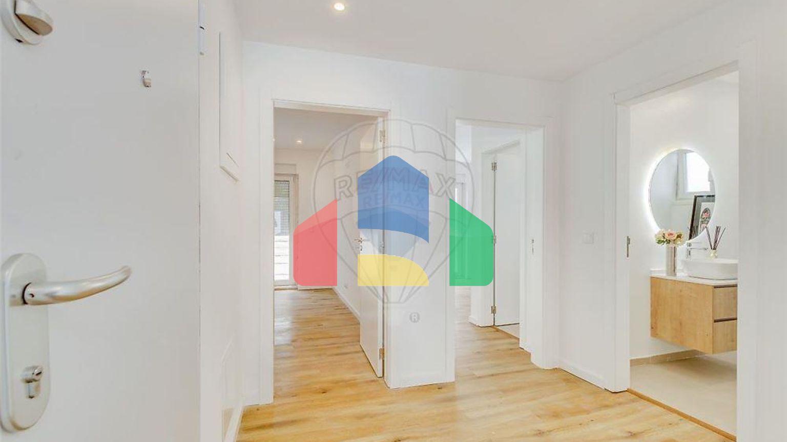 Residential - Single Family Home - T3 - Loures, Loures - PT