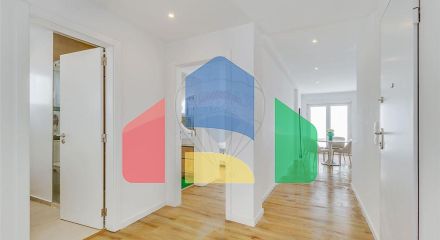 Residential - Single Family Home - T3 - Loures, Loures - PT