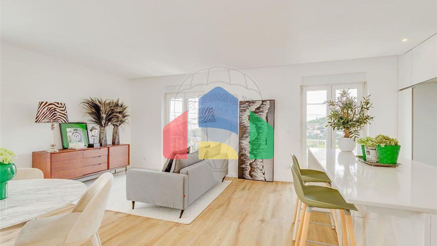 Residential - Single Family Home - T3 - Loures, Loures - PT