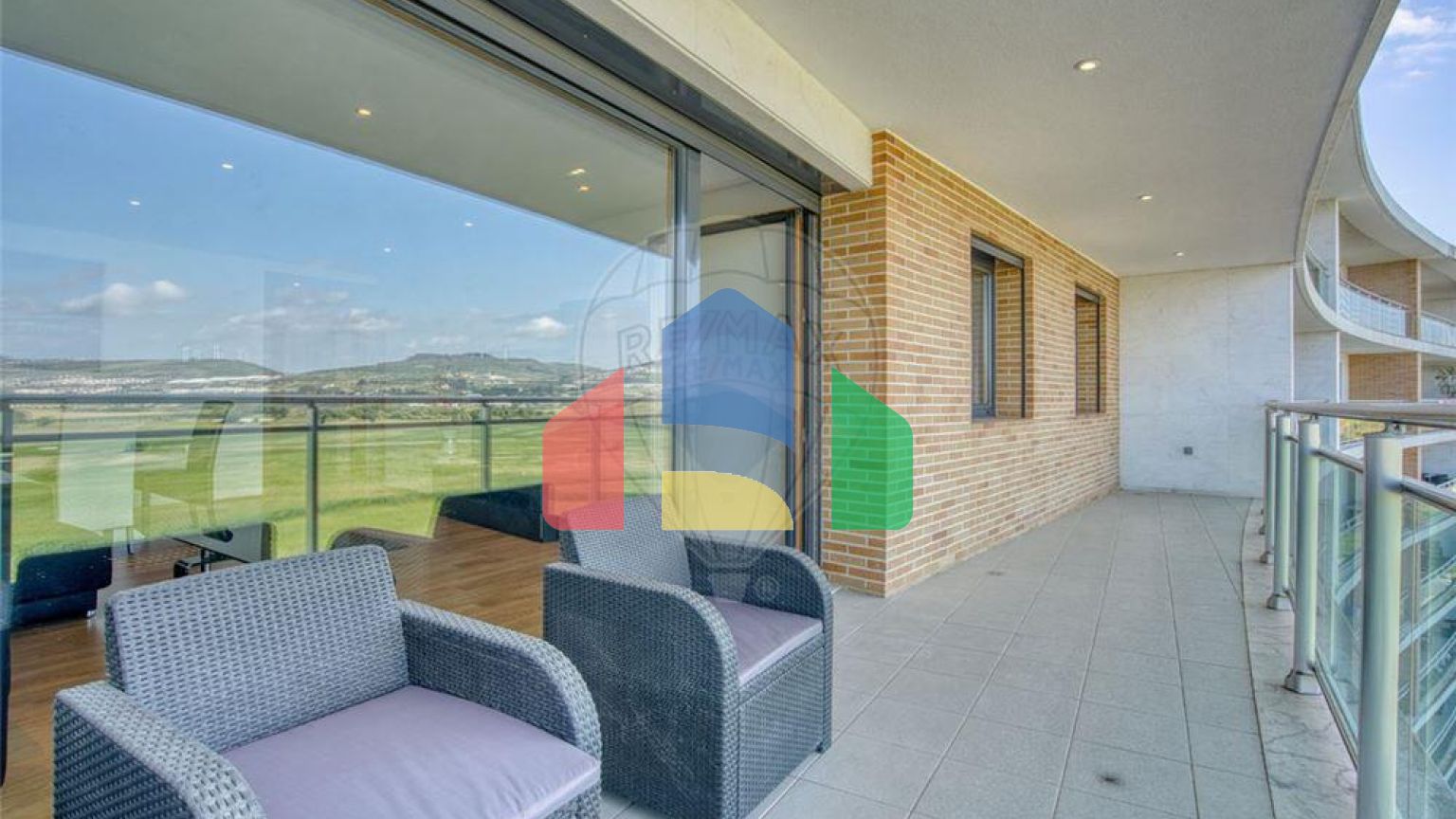 Residential - Condo/Apartment - T3 - Loures, Loures - PT