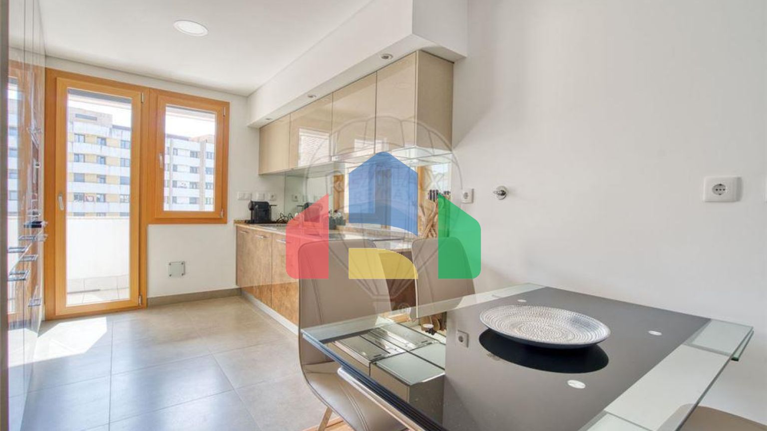 Residential - Condo/Apartment - T3 - Loures, Loures - PT