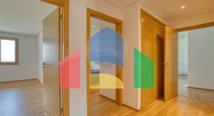 Residential - Condo/Apartment - T3 - Loures, Loures - PT