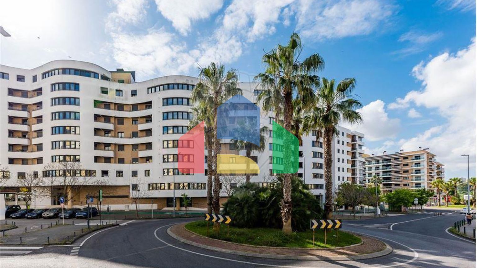 Residential - Condo/Apartment - T1 - Loures, Loures - PT