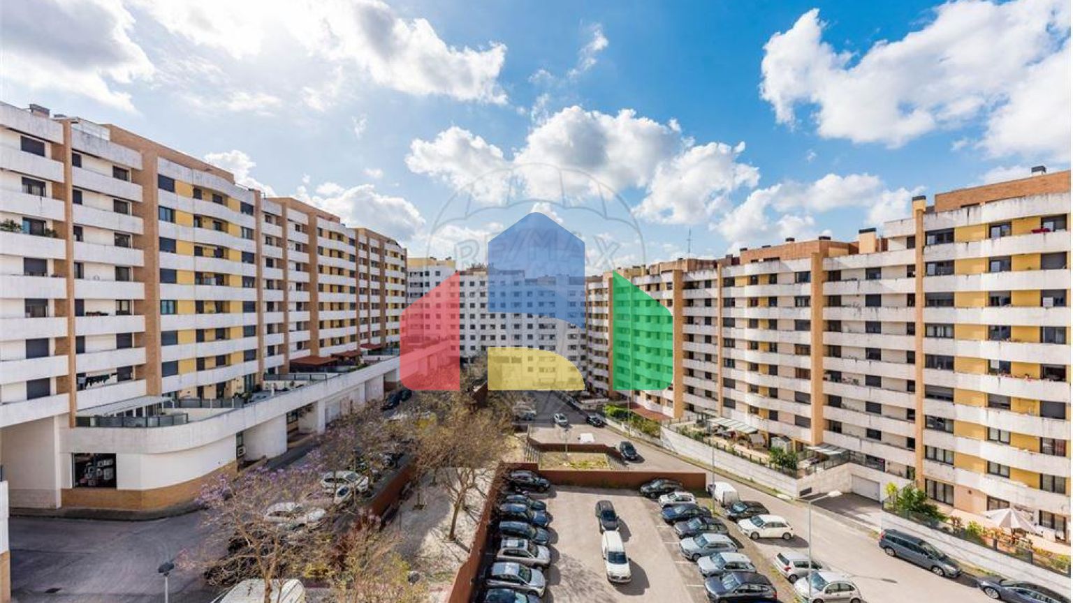 Residential - Condo/Apartment - T1 - Loures, Loures - PT