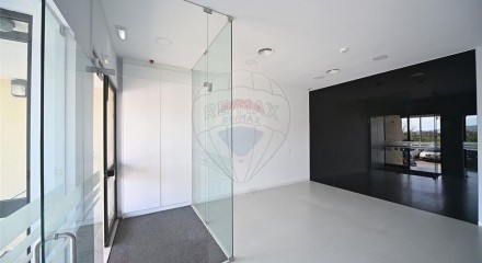 Commercial - Commercial/Retail - Loures, Loures - PT