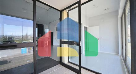 Commercial - Commercial/Retail - Loures, Loures - PT