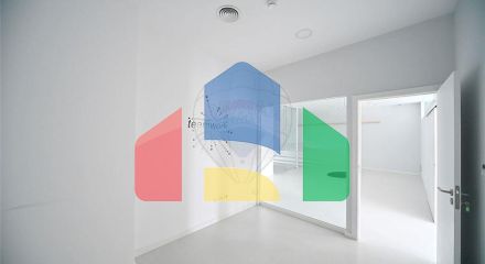 Commercial - Commercial/Retail - Loures, Loures - PT