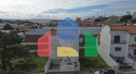 Residential - Single Family Home - T3 - Nazare, Nazare - PT