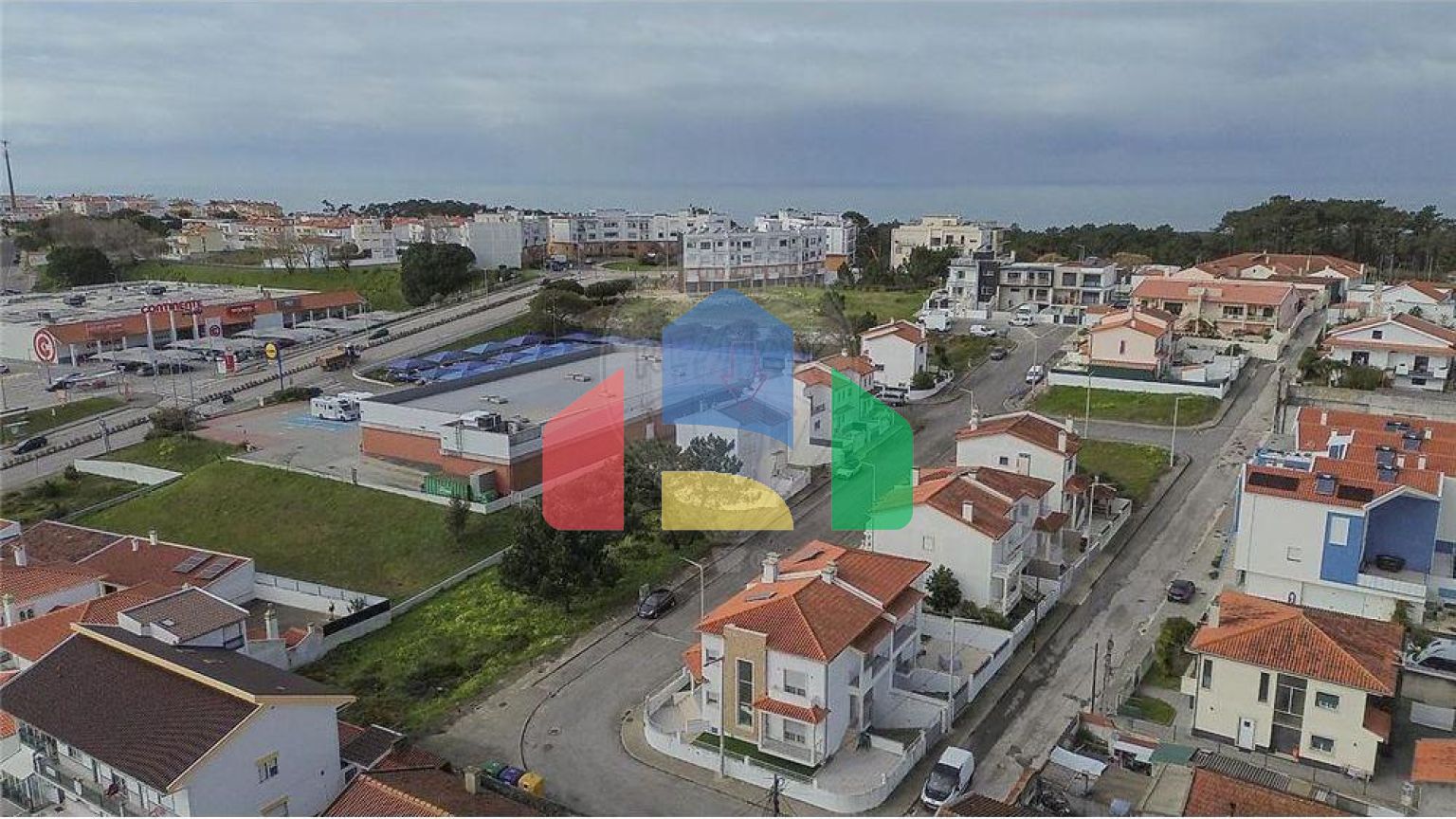 Residential - Single Family Home - T3 - Nazare, Nazare - PT