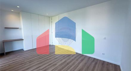 Residential - Condo/Apartment - T3 - Olhão, Olhão - PT