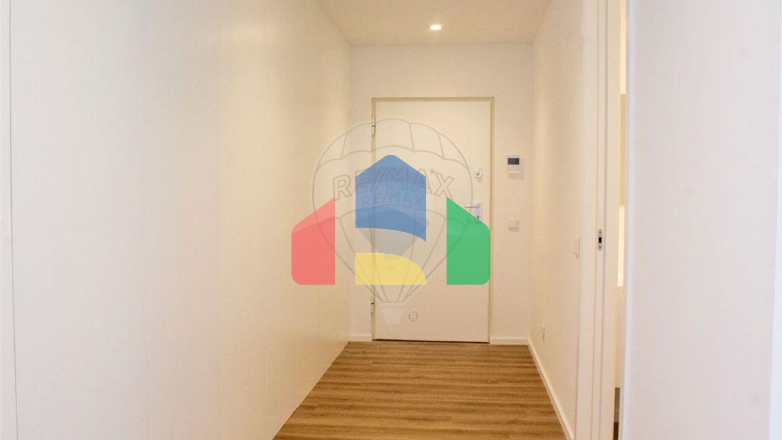 Residential - Condo/Apartment - T3 - Olhão, Olhão - PT