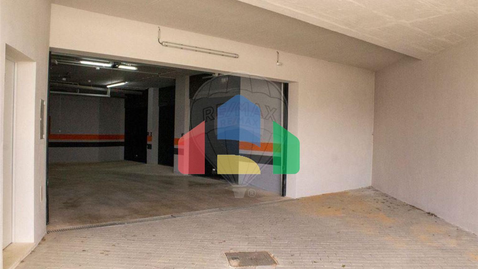 Residential - Condo/Apartment - T2 - Olhão, Olhão - PT